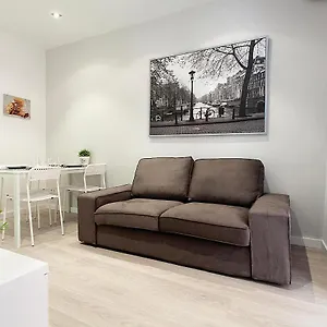 Ma22 - Ma22 - In Sants Communal Terrace Apartment Barcelona